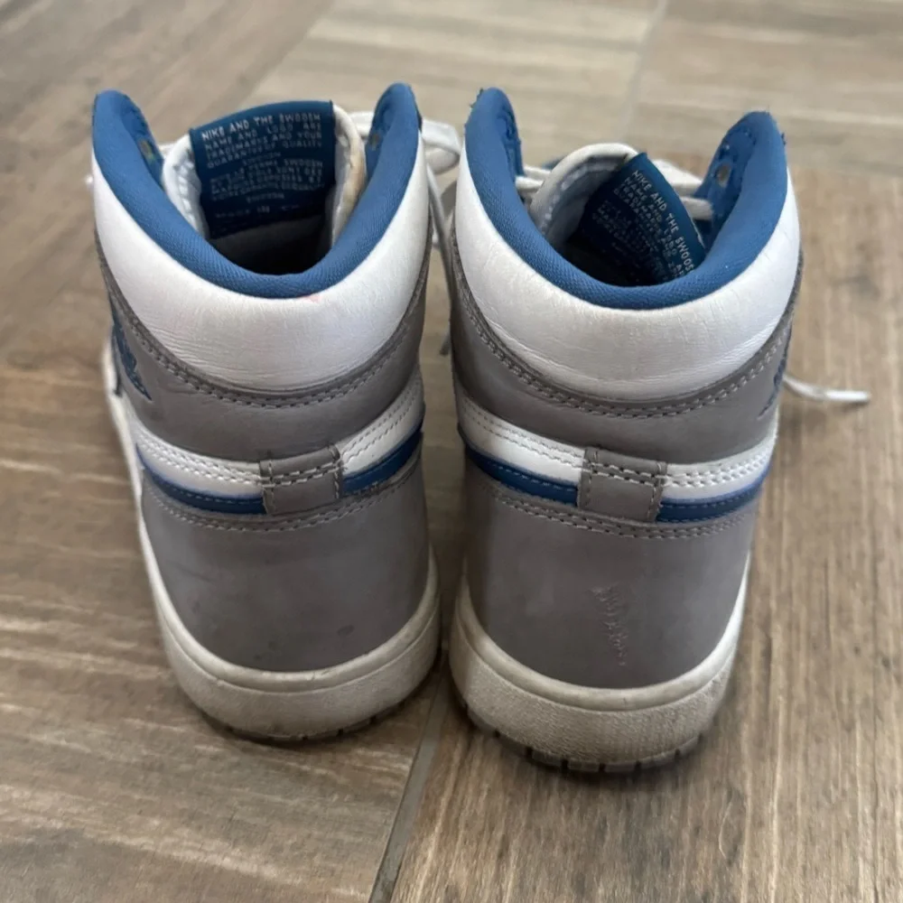 Jordan 1 Retro High OG size 7